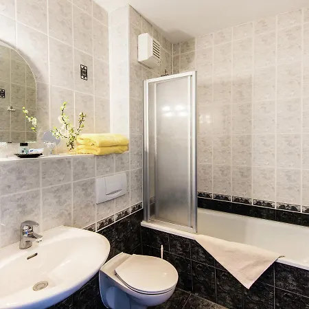 דירה Cozy With Sauna In *